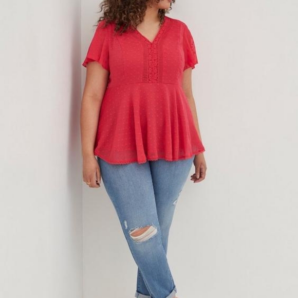 Torrid Coral Peplum Chiffon Clip Dot Lace Inset Top size 1x - Picture 7 of 9